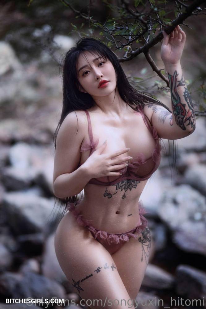 Songyuxin Hitomi Nude Asian Cosplayer Onlyfans Leaked Photos - #18