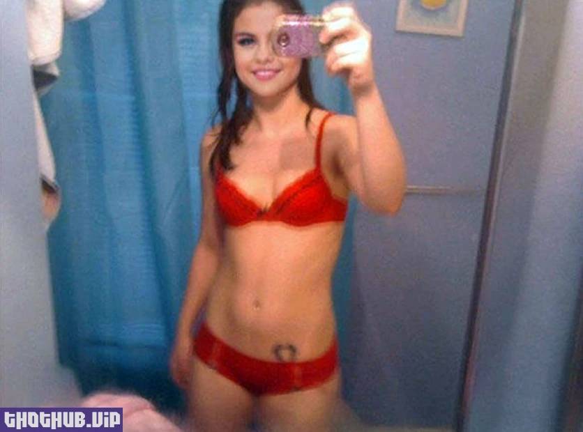 Selena Gomez Nude Leaks Latest Photos - #37