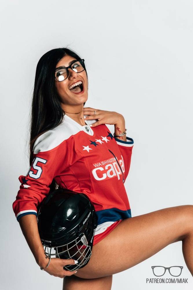 Mia Khalifa Sexy Hockey Jersey Photoshoot Set Leaked - #8