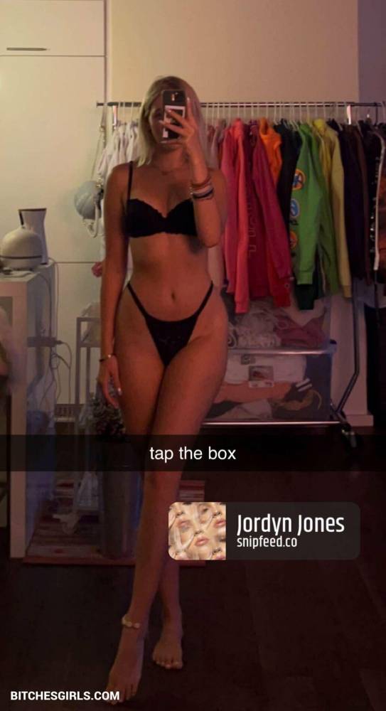 Jordyn Jones Nude Celeb Leaked Tits Videos - #19