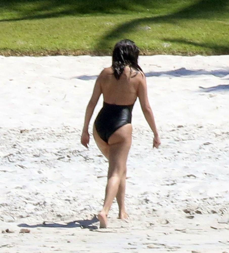 Selena Gomez Sexy One-Piece Swimsuit Paparazzi Set Leaked - #36