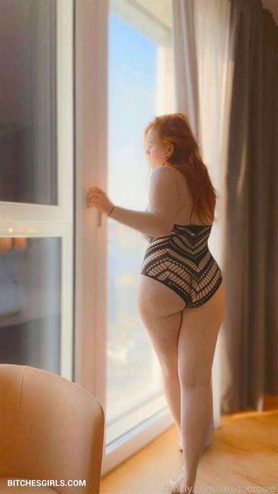 Sexdocrosie Nude Redhead Chubby Girl Onlyfans Leaked Photos - #25