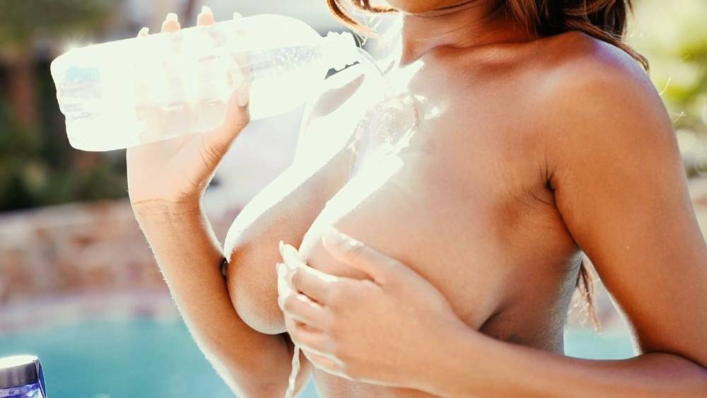 Lexi Hart Nude Bikini Cocktail Promo Video Leaked - #7