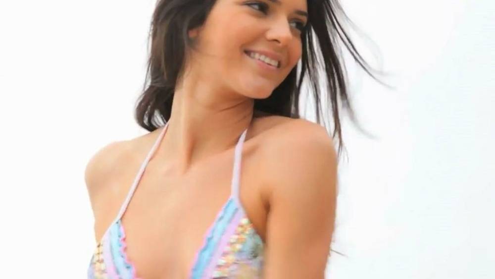 Kendall Jenner BTS Bikini Modeling Photoshoot Video Leaked - #7