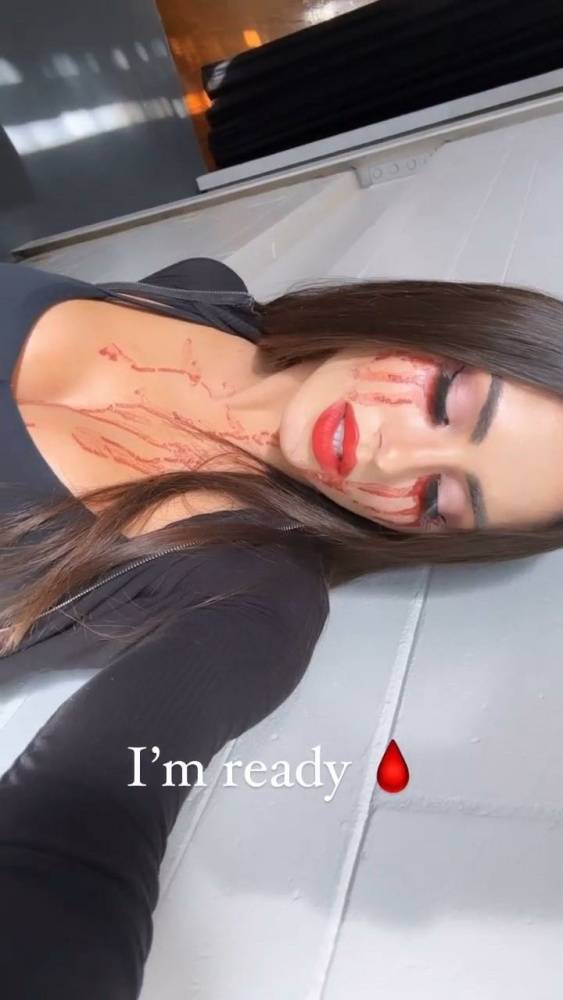 Giovanna Eburneo Bodysuit Zombie Cosplay Video Leaked - #5