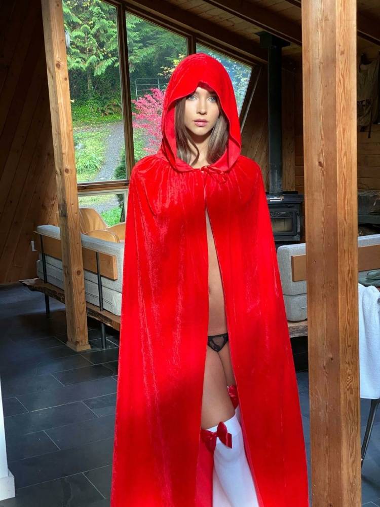 Rachel Cook Red Riding Hood Cosplay Video Leaked - #21