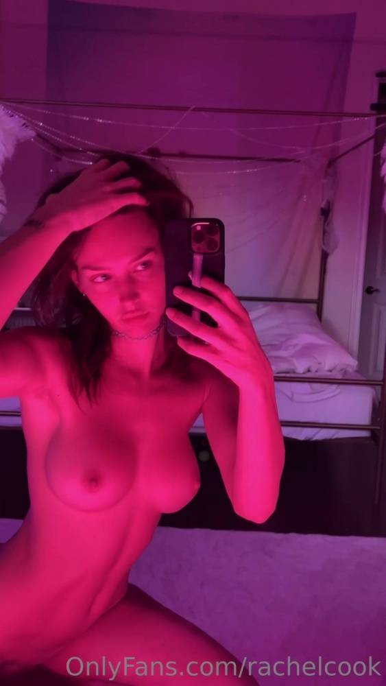 Rachel Cook Nude Bedroom Selfies Set Leaked - #1