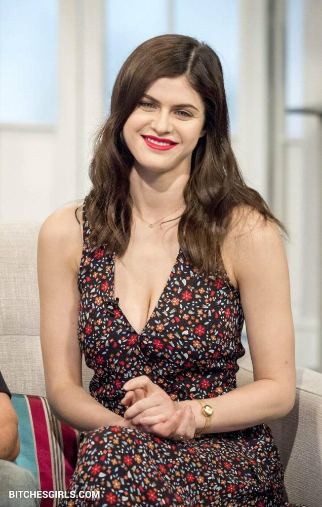 Alexandra Daddario Nudes - Nipple & Pussy Slips - #2