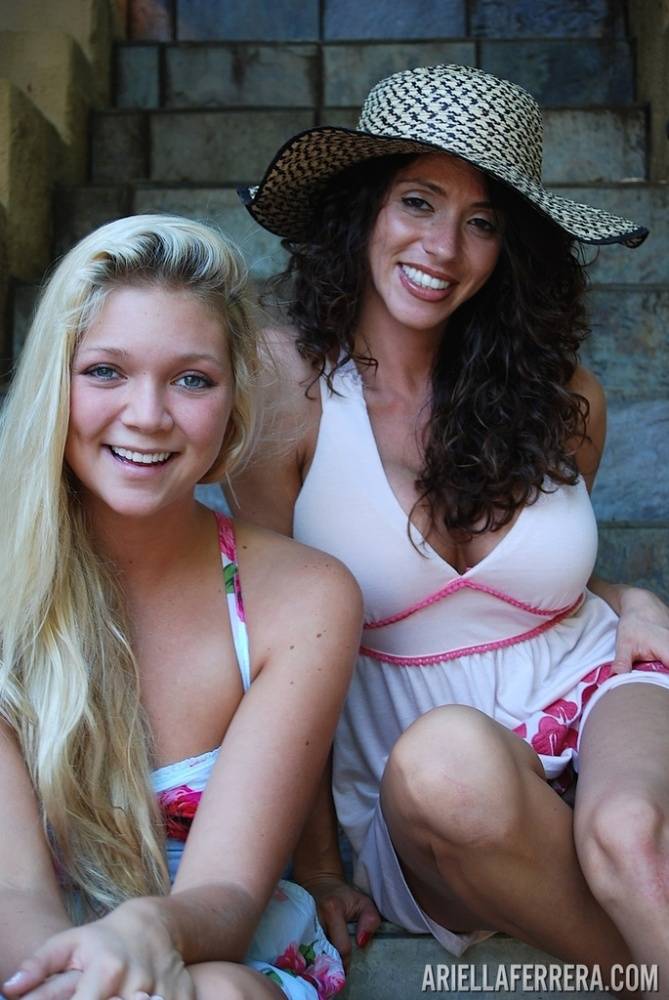 Lesbians Jessie Andrews & Ariella Ferrera hike up their dresses and bare butts - #4