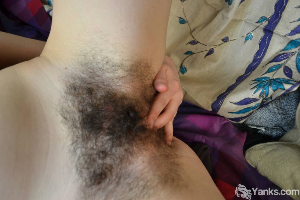 Hairy amateur Amber B tugs on her pubic hairs before fingering herself - #13