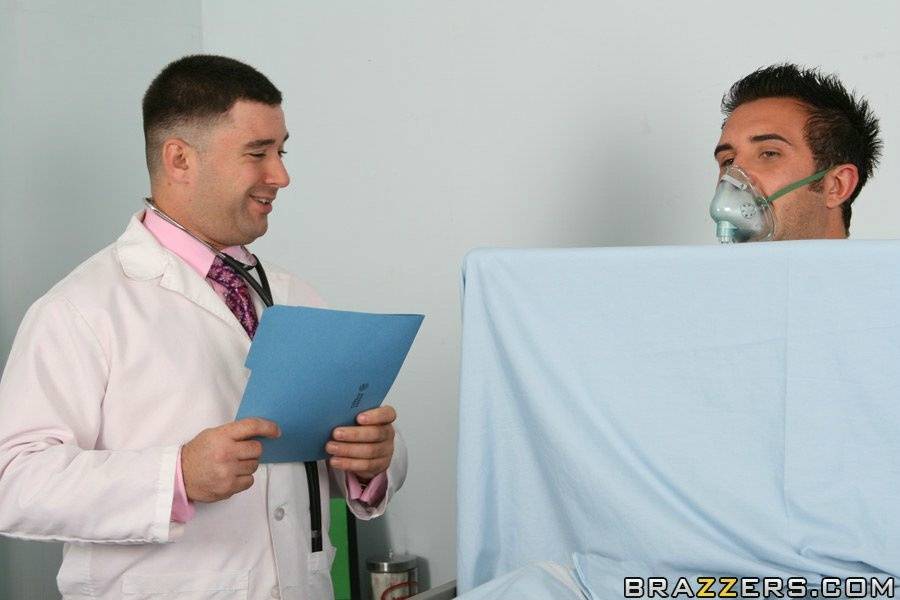 Sophia Lomeli and Holly West please a patient with a huge dick - #5