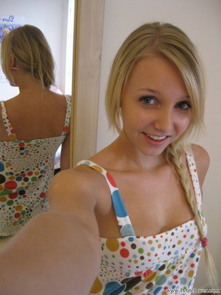 Blonde first timer exposes her tits and twat for self shots in the mirror - #6