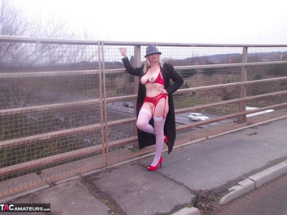 Older amateur Barby Slut exposes herself while crossing a footbridge - #5