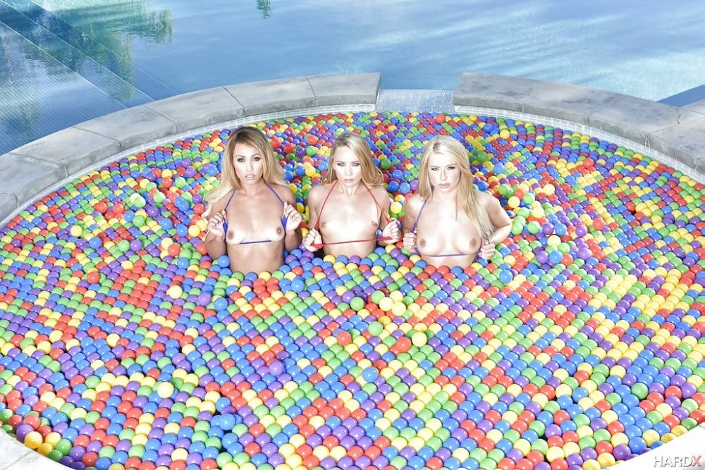 Lesbian pornstars strip off bikinis outdoors beside pool for all girl 3some - #10