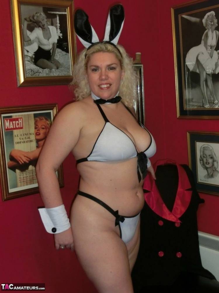 Thick mature amateur Barby bares her big boobs in Playboy Bunny attire - #15
