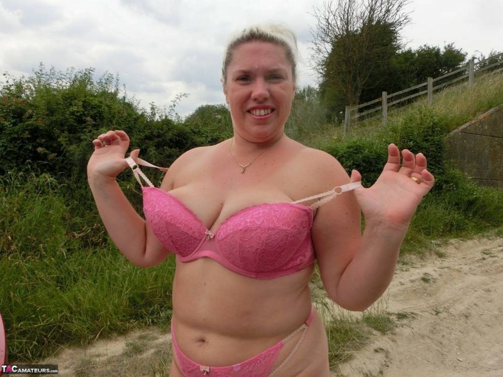 Blonde amateur Barby exposes her overweight body in a rural location - #7