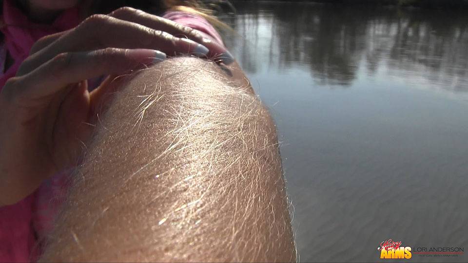 Amateur chick Lori Anderson shows off incredibly hairy forearms by the water - #14