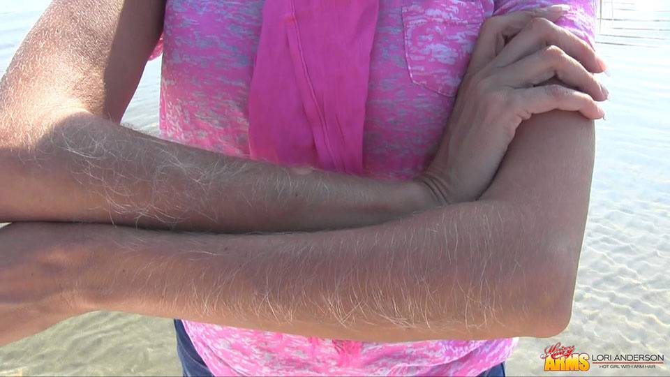 Amateur chick Lori Anderson shows off incredibly hairy forearms by the water - #4