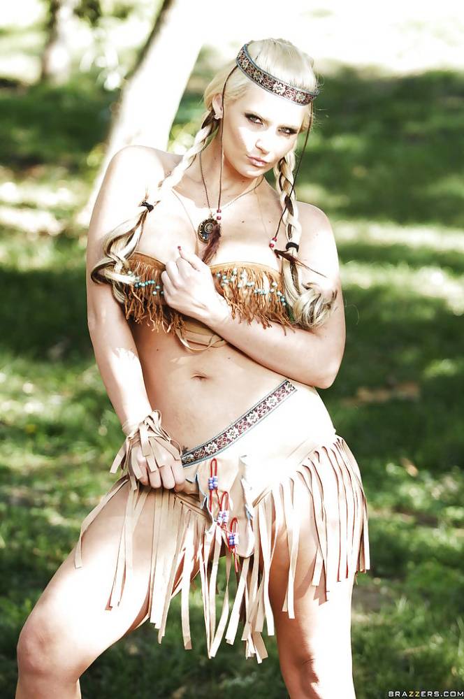 Big titted babe in indian costume stripping and posing outdoor - #7