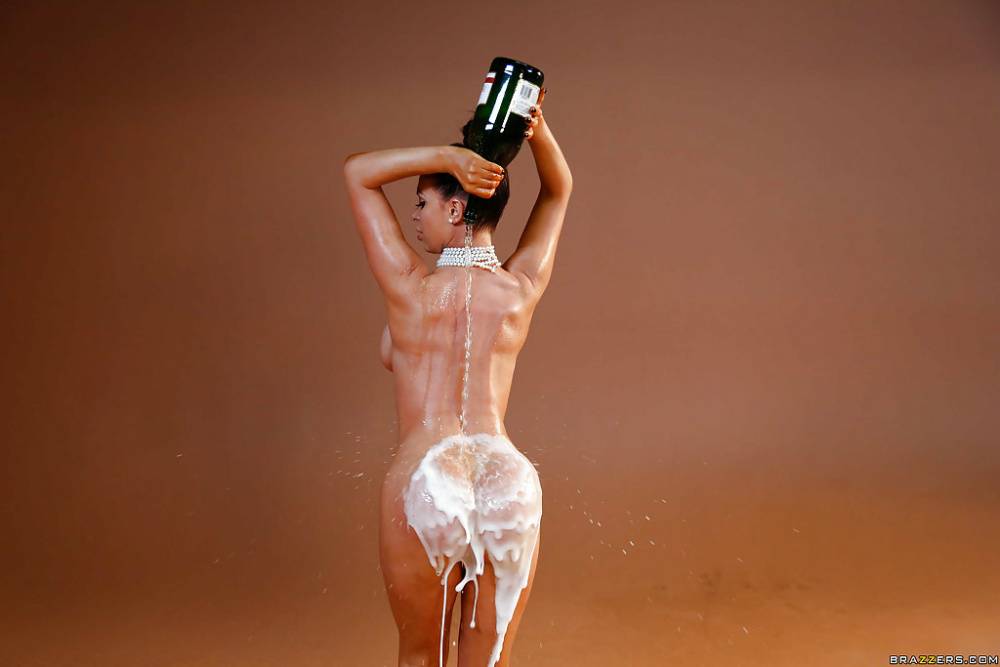 Sensual milf Nikki Benz is drinking champagne like a pornstar! - #15