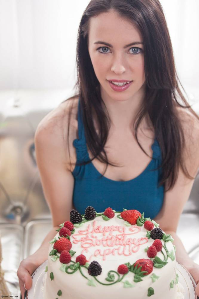 Best friends help their gf celebrate her birthday with male stripper and cake - #6