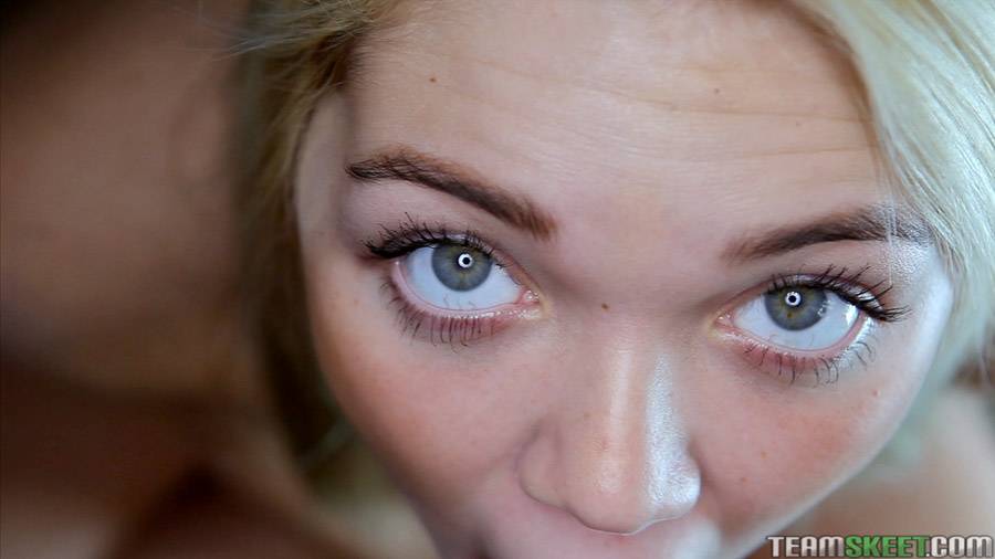 Young blonde Jessie Andrews is licking this tasty venous dick - #9
