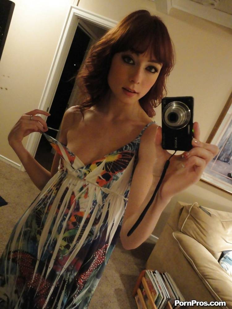 Slender redhead ex-gf Zoe Voss snaps self shots of herself getting undressed - #5