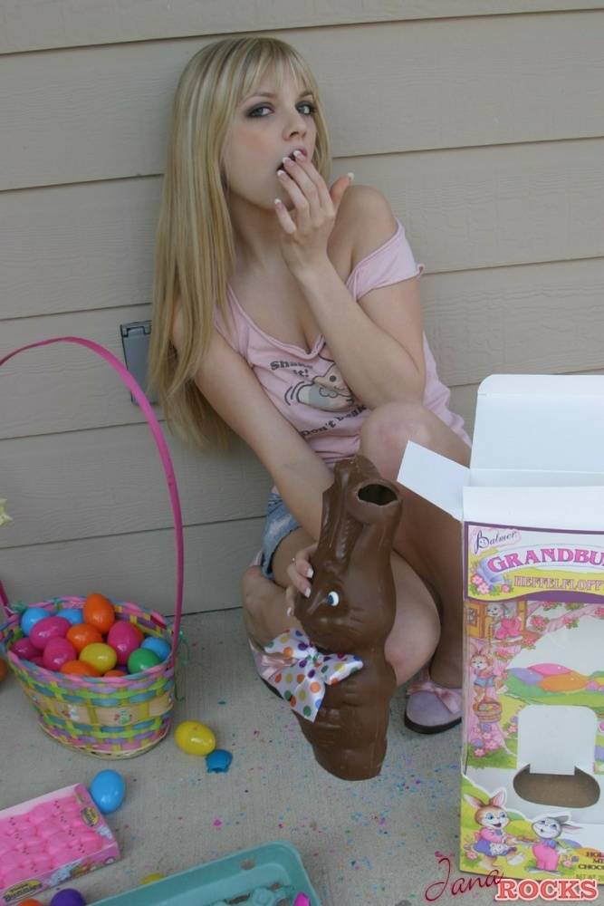 Sweet blonde teen Jana Jordan flashes upskirt panties while eating chocolate - #10
