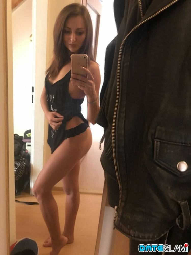 Hot solo girl takes mirror selfies to add to her dating profile - #11