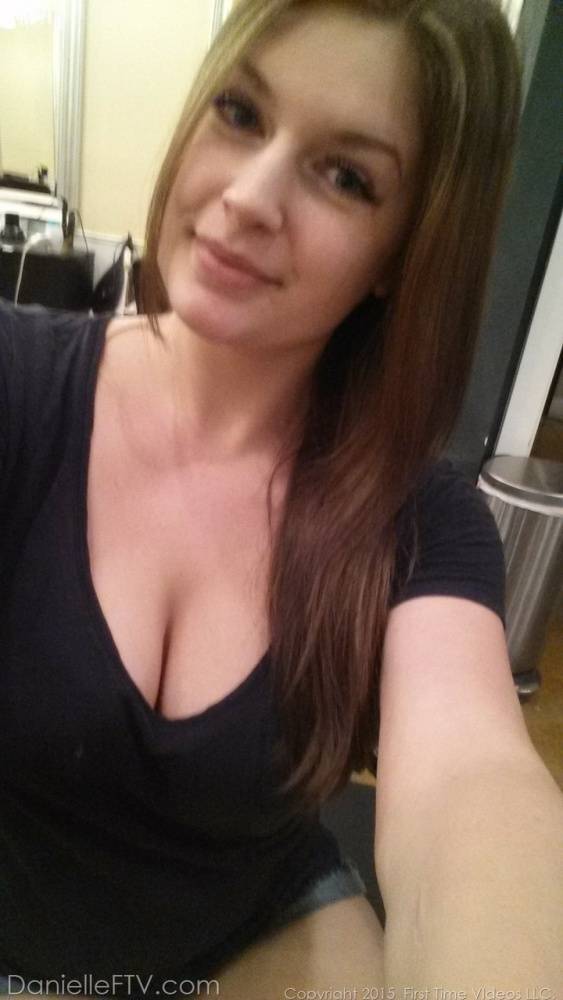 Plump amateur Danielle takes topless and clothed selfies around the house - #14
