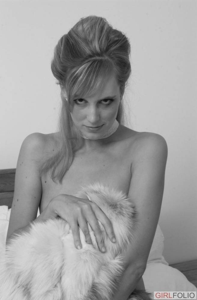 UK model Joceline Brook Hamilton removes a full-length fur coat to get naked - #12
