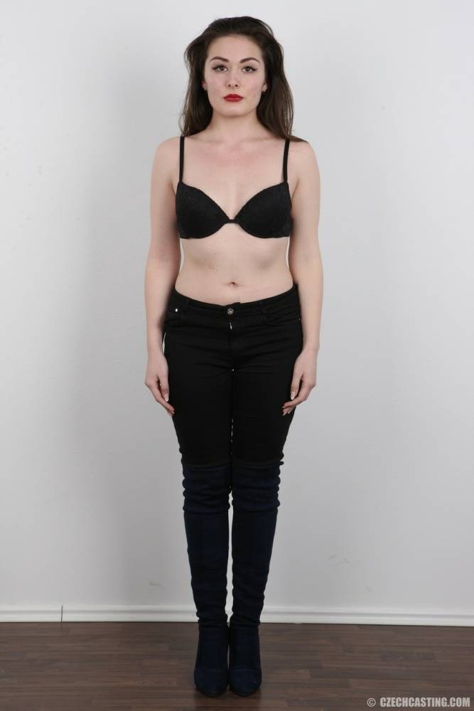 Brunette model Eva peels black panties and bra for a photo audition - #12