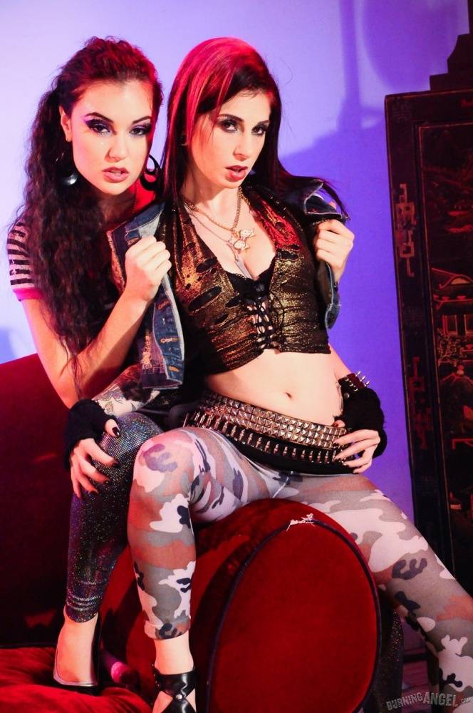 Punk girls Joanna Angel & Sasha Grey play anal oriented games in lesbian play - #11