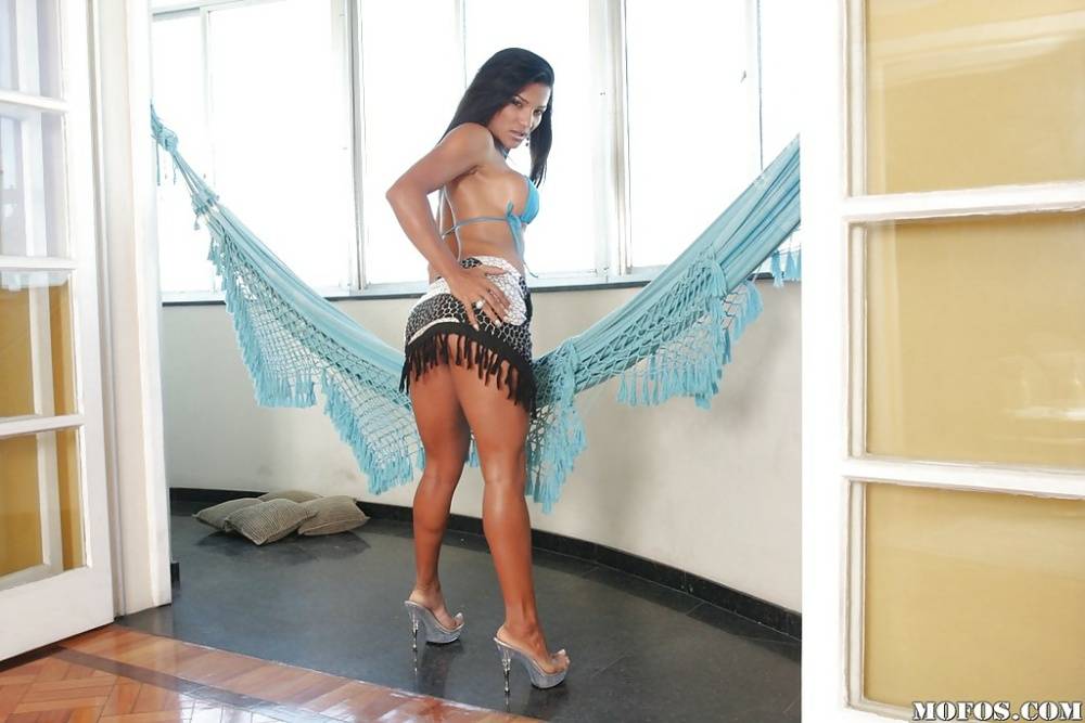 Latina babe with a big butt Claudia Bella takes off her bikini - #5