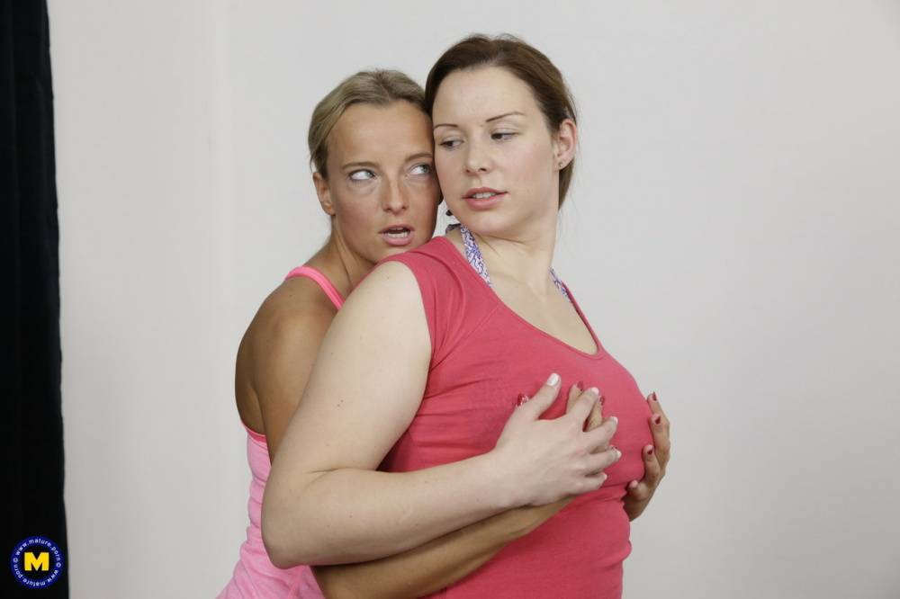 3 recent divorcees find lesbian sex to be the ticket to bedroom concerns - #7