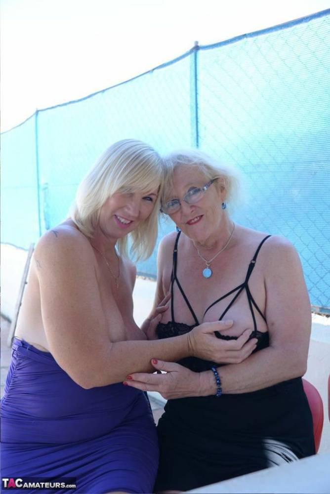 Older UK woman engage in softcore lesbian relations out on the patio - #8