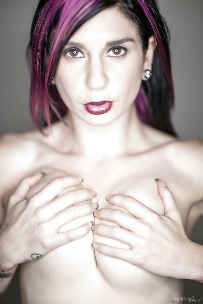 Cute amateur babe Joanna Angel is a cool actress with sexy tattoos - #11