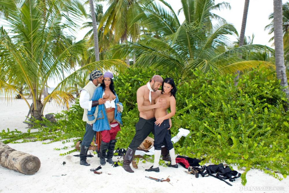 She-pirates and a couple of pirates have a foursome while castaway on an isle - #1