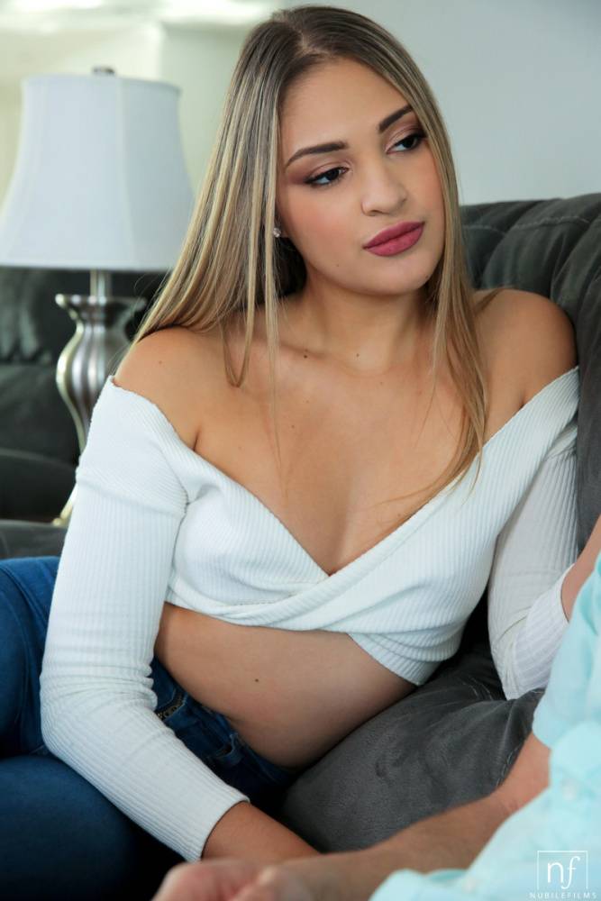 Beautiful Latina teen Gizelle Blanco seduces a man friend in tight jeans - #14