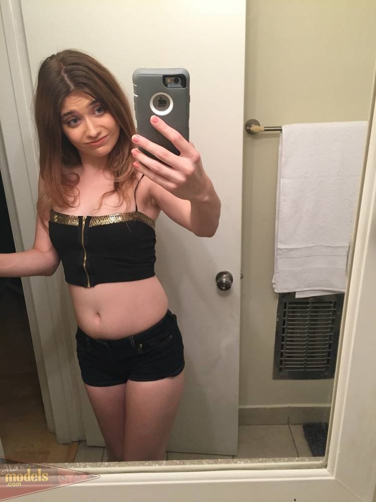 Petite teen Ariel Mc Gwire makes her nude modeling debut in bathroom selfies - #12