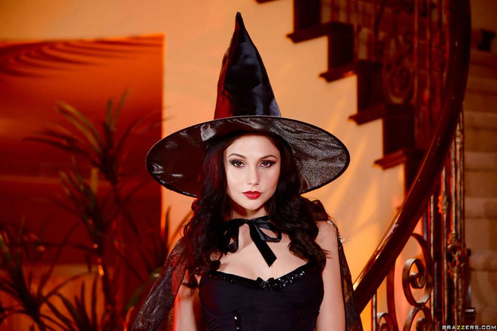 Brunette wife Ariana Marie modeling in witches garb before spreading pink twat - #2