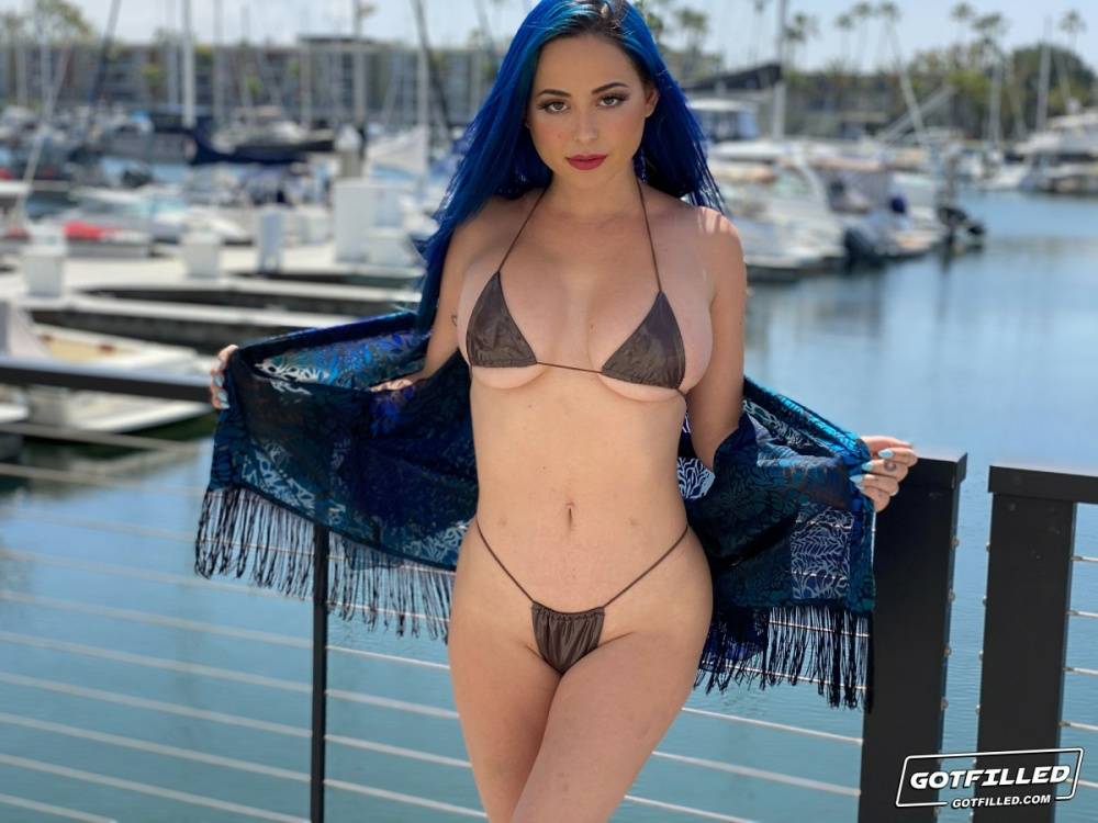 Eve Marlowe models a bikini at a marina before a hardcore fuck - #12