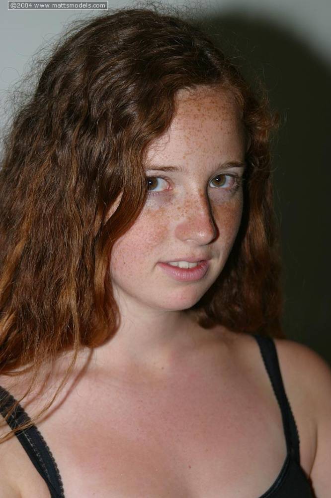 Redhead with freckles and big tits parts her natural pussy after getting naked - #5