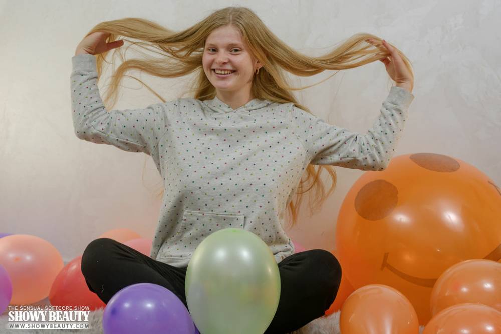 Young looking girl Agust D gets totally naked amid a bunch of balloons - #11