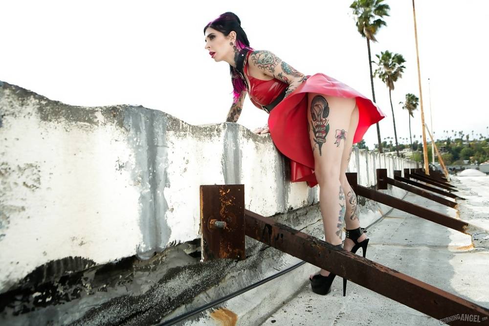 Luscious MILF in a sexy red dress Joanna Angel shows off curvy tattooed body - #11