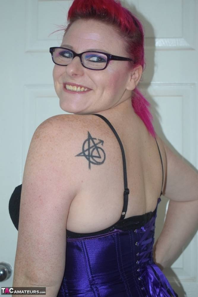 Tattooed chick Mollie Foxxx goes topless in a satin waist cincher and glasses - #4