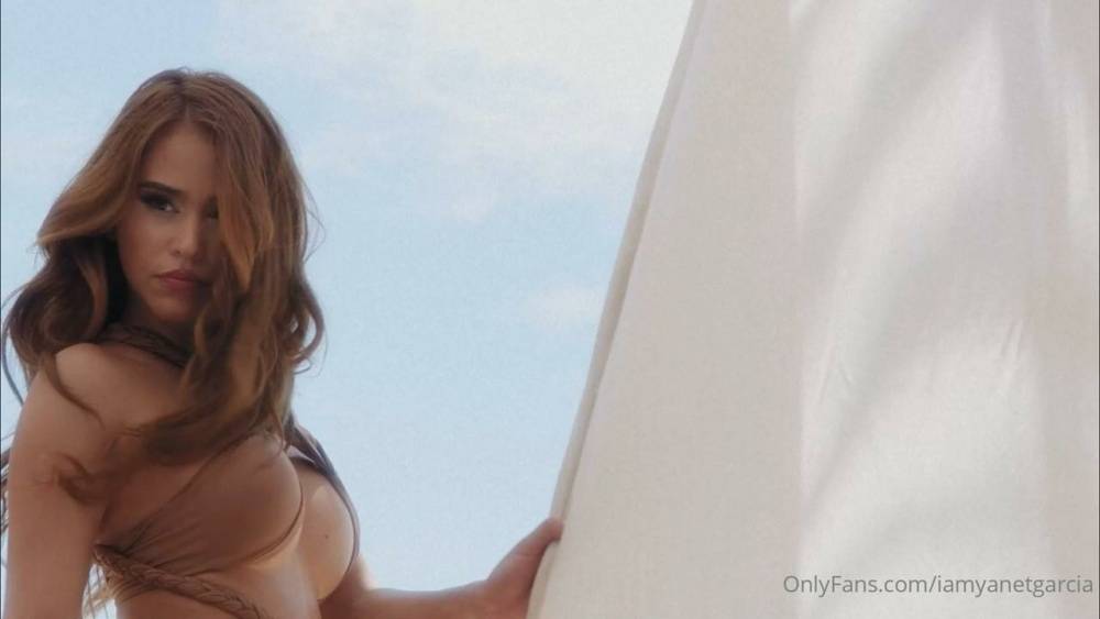 Yanet Garcia Bikini Beach Photoshoot Onlyfans Video Leaked - #6