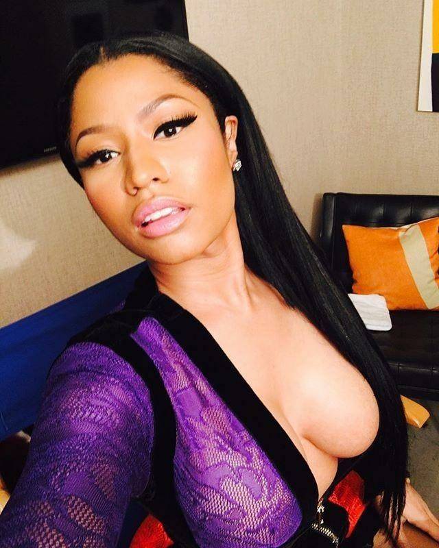 Nicki Minaj Nude Nipple Slips Leaked - #10