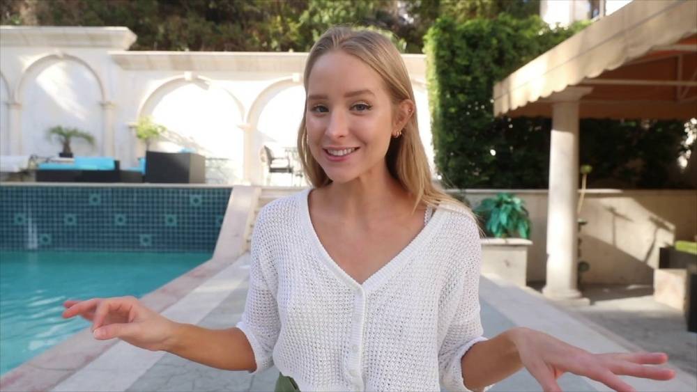 Caroline Zalog Backyard Mansion Try On Onlyfans Video - #12
