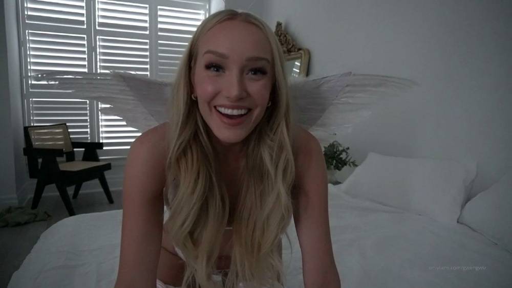 GwenGwiz Angel Of Sleep Visits You Onlyfans Video - #9